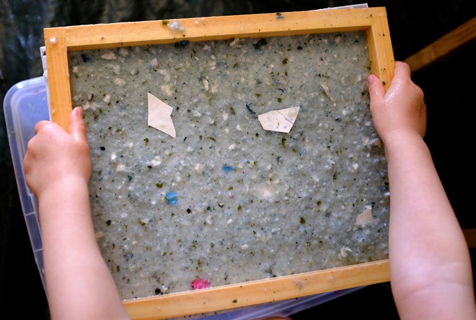 hand-made paper Handmold Papermaking Kit