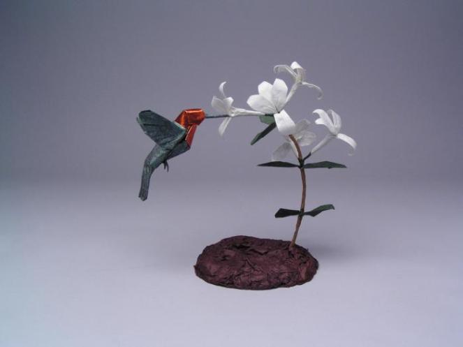 Created: 2005 Medium: (Bird) One uncut square of backcoated Origamido paper, (plant) Korean hanji and wire Dimensions: 8" Artists: Robert J. Lang Composition: Anna's Hummingbird, Opus 466 Honeysuckle Blossom, Opus 468
